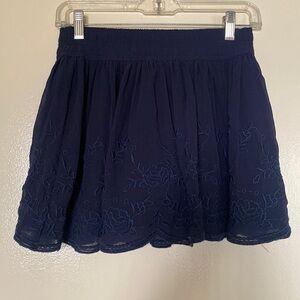 FOREVER 21 Navy blue embroidered mini skirt